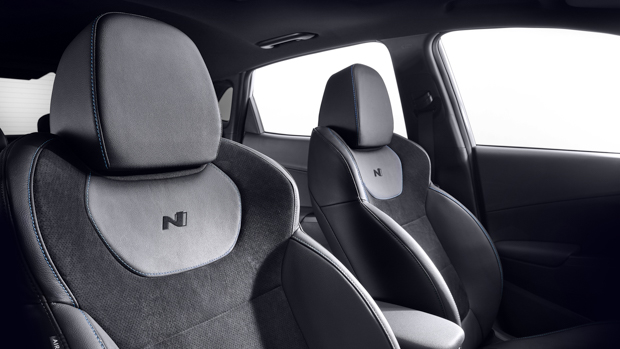 Hyundai Kona N 2022 seats