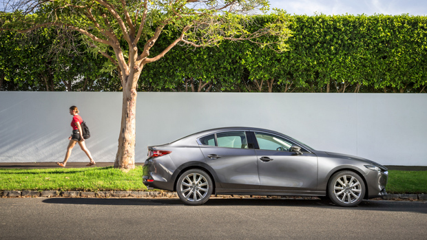 Mazda 3 Astina Sedan 2021 profile