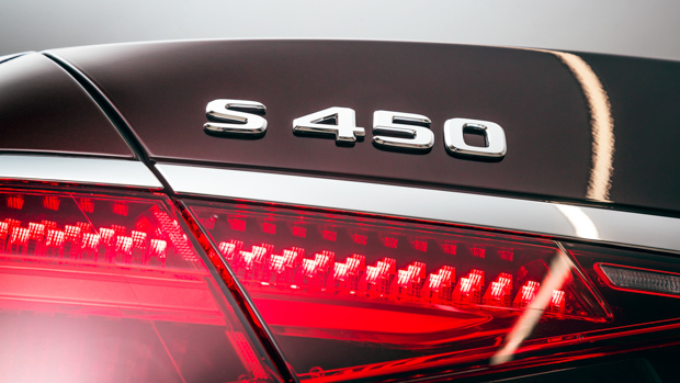 Mercedes-Benz S-Class 2021 badges