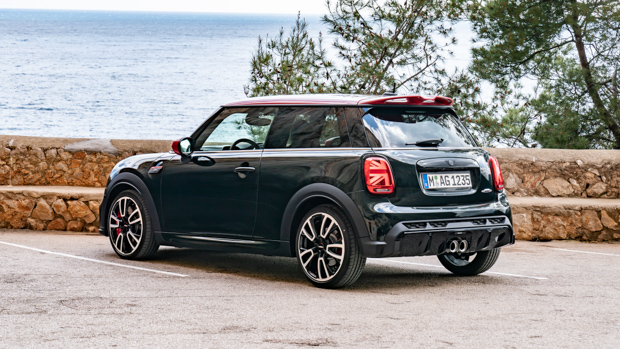 Mini JCW 2021: revised suspension, throaty exhaust for hatch and ...
