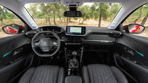 Peugeot 208 2021 interior