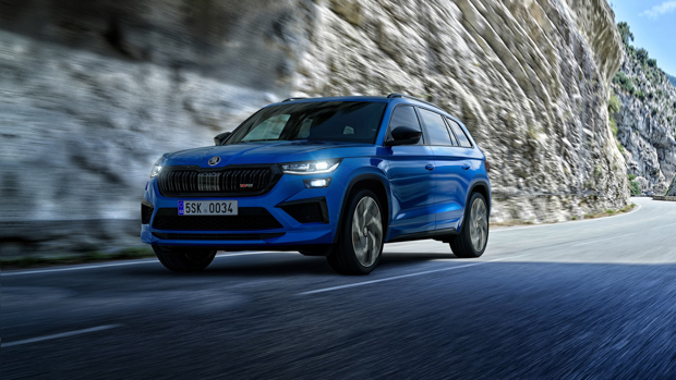 SKoda Kodiaq RS 2021 driving