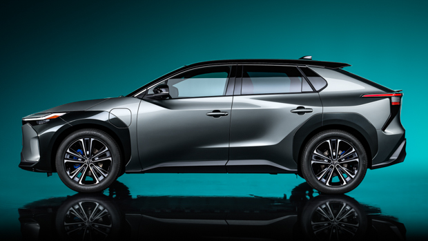 Toyota bZ4X 2022 side