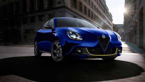 Alfa Romeo Giulietta Edizione Finale 2021 driving