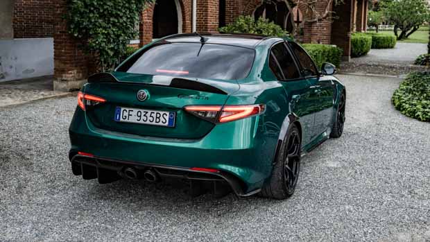 Alfa Romeo Guilia GTA 2021 rear