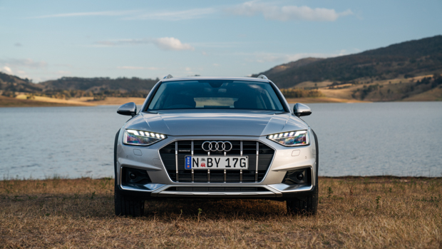 Audi A4 Allroad 2021 silver front end