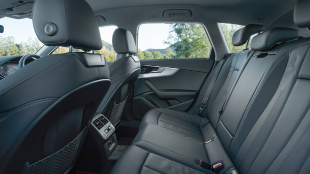 Audi A4 Allroad 2021 back seat space