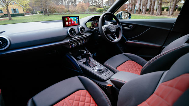 Audi SQ2 2021 interior