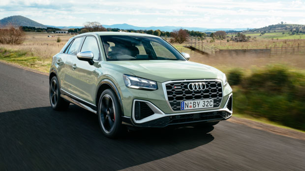 Audi SQ2 2021 driving