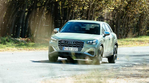 Audi SQ2 2021 front view