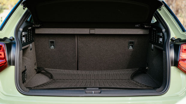Audi SQ2 2021 boot space