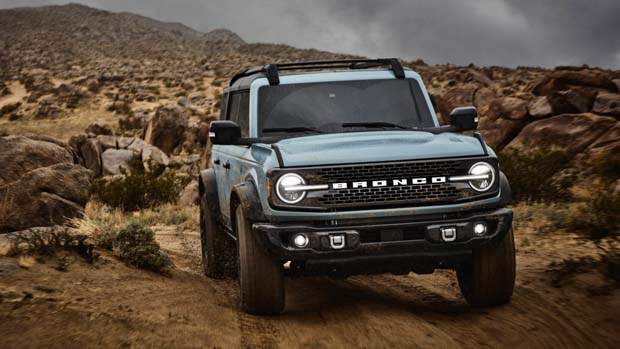 Ford Bronco 2021 front badlands