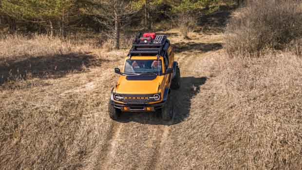 Ford Bronco 2021 sky view black diamond