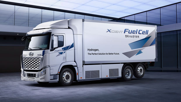 Hyundai XCIENT Fuel Cell truck 2021 front