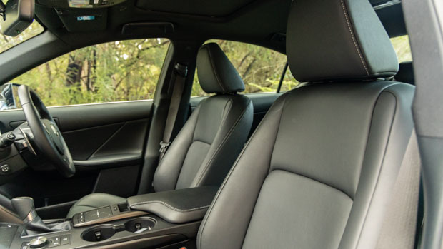 Lexus IS 300 Luxury 2021 11