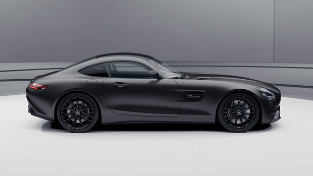 Mercedes-AMG GT Night Edition 2021 side