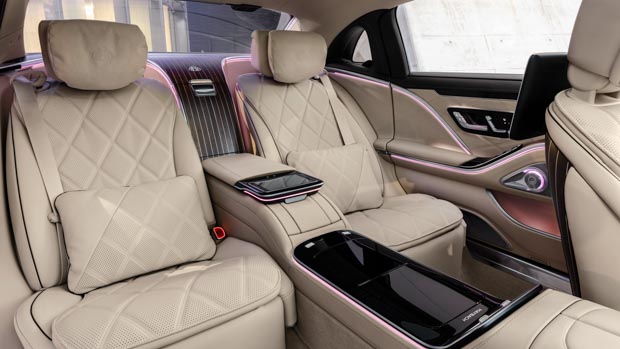 Mercedes-Maybach S680 2021 rear interior