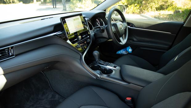 Toyota Camry Hybrid Ascent 2021 interior front passenger