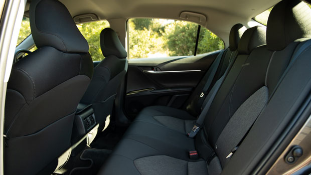 Toyota Camry Hybrid Ascent 2021 interior rear seat