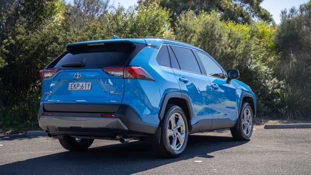 Toyota RAV4 GXL Hybrid 2021 rear view