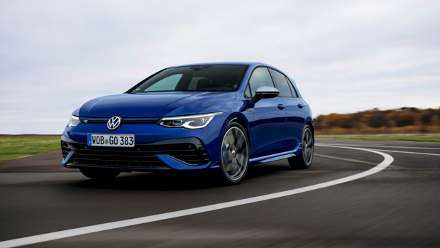 Volkswagen Golf R 2021 front track