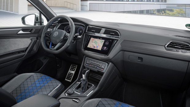 Volkswagen Tiguan R 2021 interior
