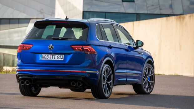 Volkswagen Tiguan R 2021 rear