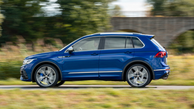 Volkswagen Tiguan R 2021 side