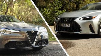Lexus IS 300 vs Alfa Romeo Giulia Sport 2021 comparison