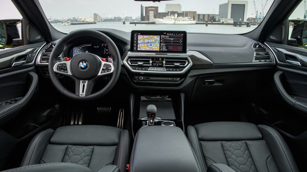 BMW X4 M 2022 interior