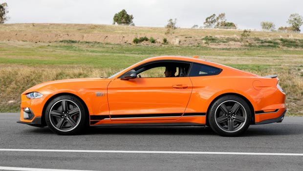 Ford Mustang Mach 1 2021-6