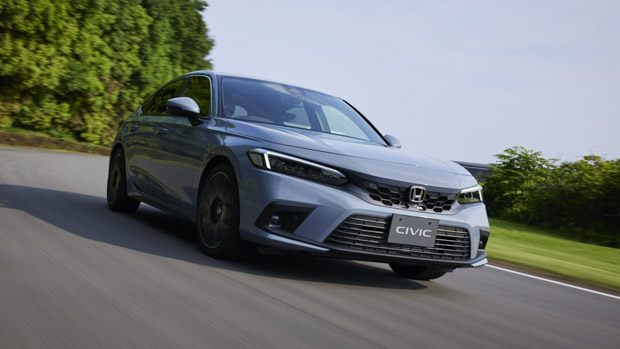 Honda Civic hatch 2022 front 3/4 2