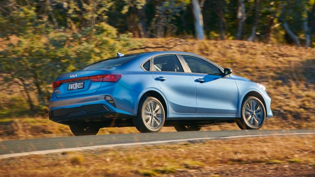 Kia Cerato 2021 Sport+ rear 3/4 driving