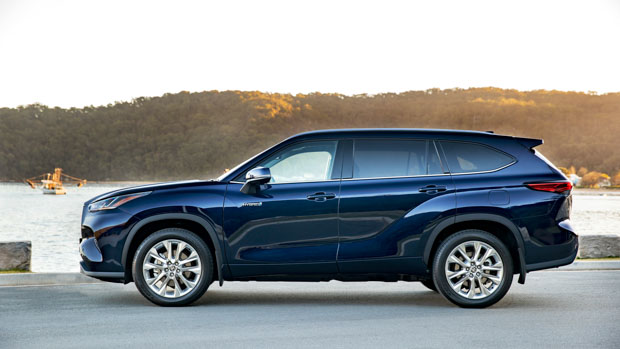 Toyota Kluger 2021 Grande Hybrid blue