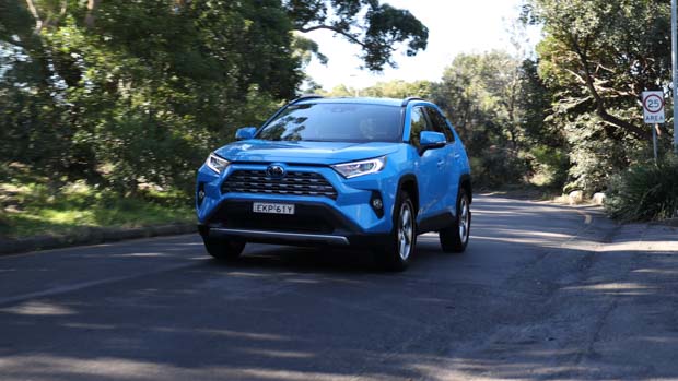 Toyota RAV4 2021 driving