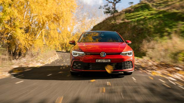 Volkswagen Golf GTI 2021 Kings Red front end