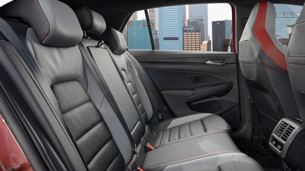 Volkswagen Golf GTI 2021 back seat