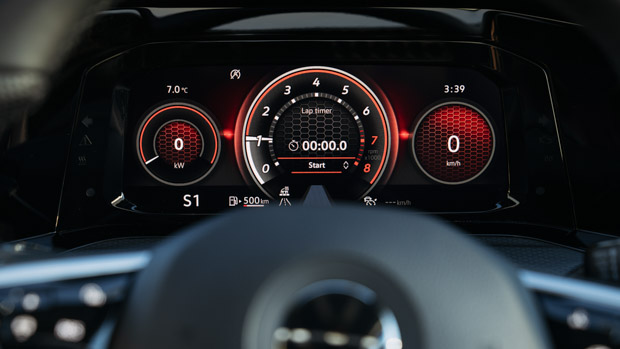 Volkswagen Golf GTI 2021 virtual cockpit
