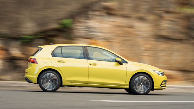 Volkswagen Golf Life 2021 Mk 8 Pomelo Yellow side profile
