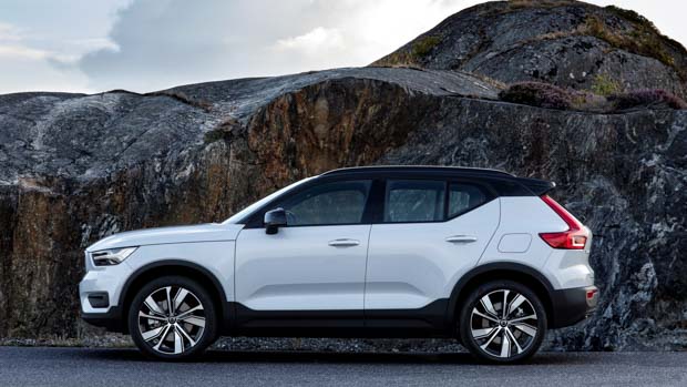 Volvo XC40 Recharge Pure Electric 2021 side static