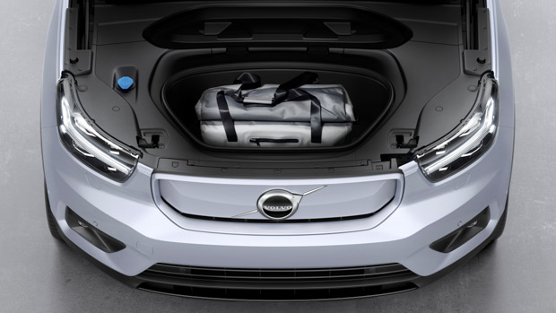 Volvo XC40 Recharge Pure Electric 2021 frunk