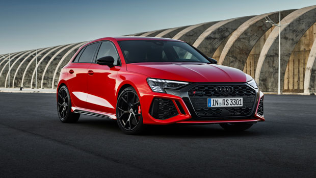 Audi RS3 2022 hatch front 3/4 static