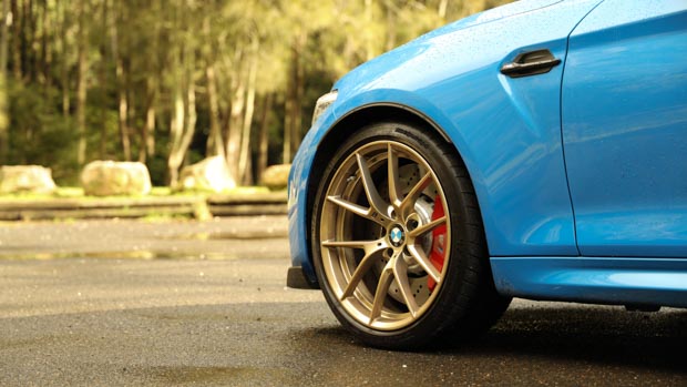 BMW M2 CS 2021 wheel
