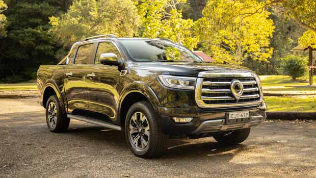 GWM Ute Cannon X 2021 black front end