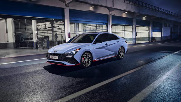 Hyundai i30 Sedan N 2022 front 3/4