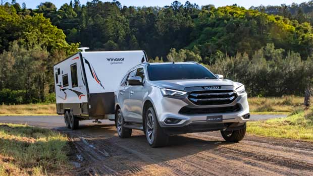 Isuzu MU-X 2021 caravan