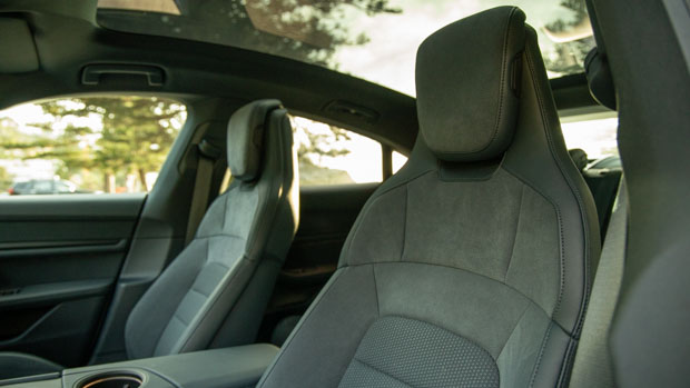 Porsche Taycan 4S 2021 leather free interior