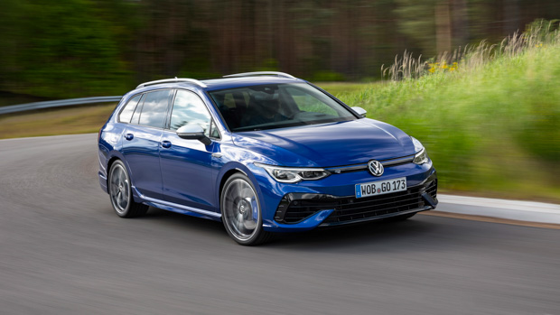 Volkswagen Golf R Wagon 2022 front