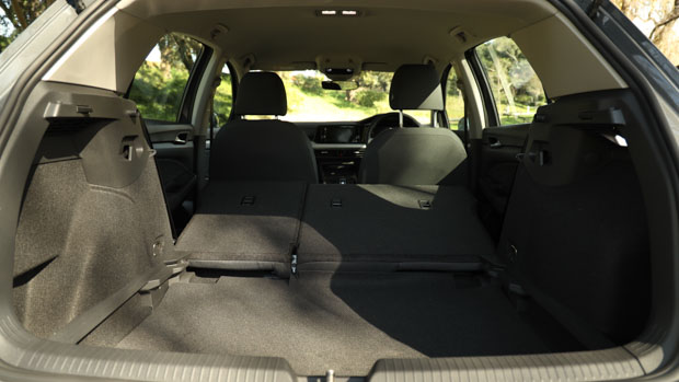 Volkswagen Golf base 2021 boot expanded