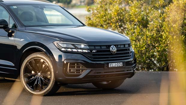 Volkswagen Touareg 210TDI Wolfsburg 2021 grille